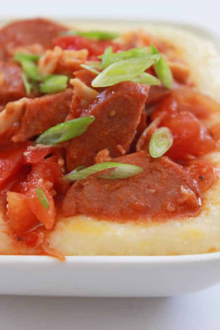 15 Minute Andouille Sausage and Grits Recipe