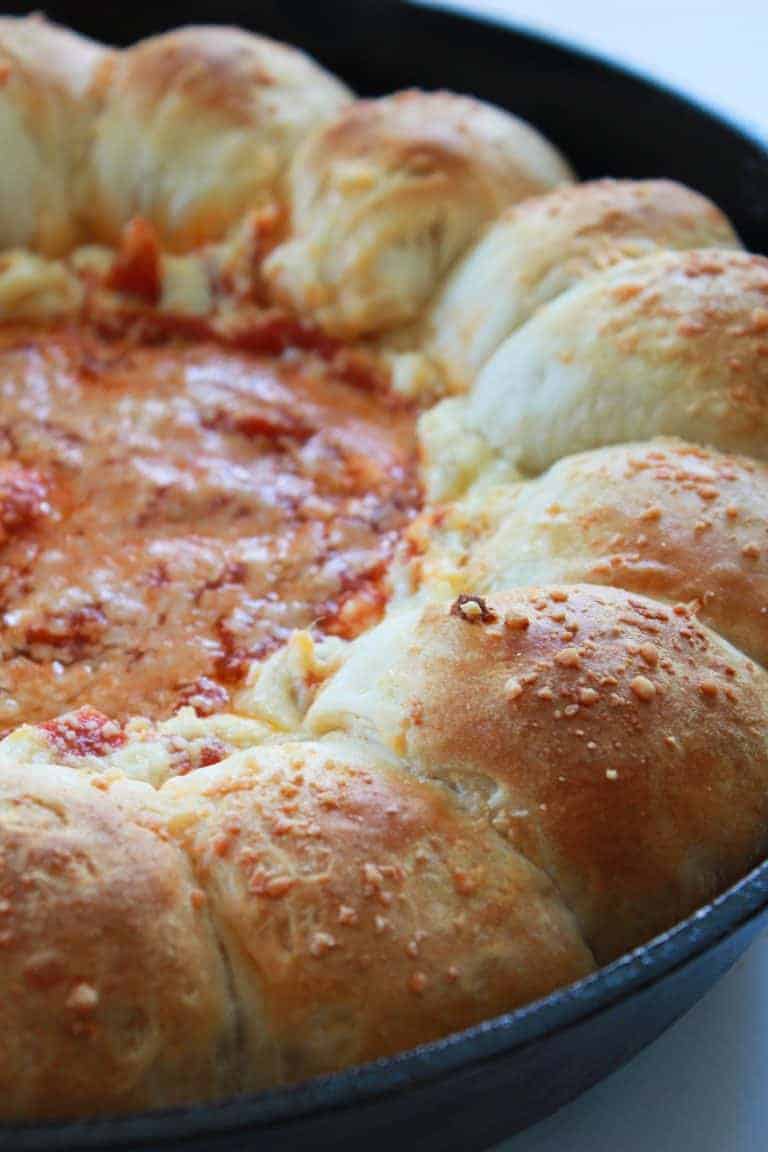 Pepperoni Pizza Biscuit Pull-Apart Dip
