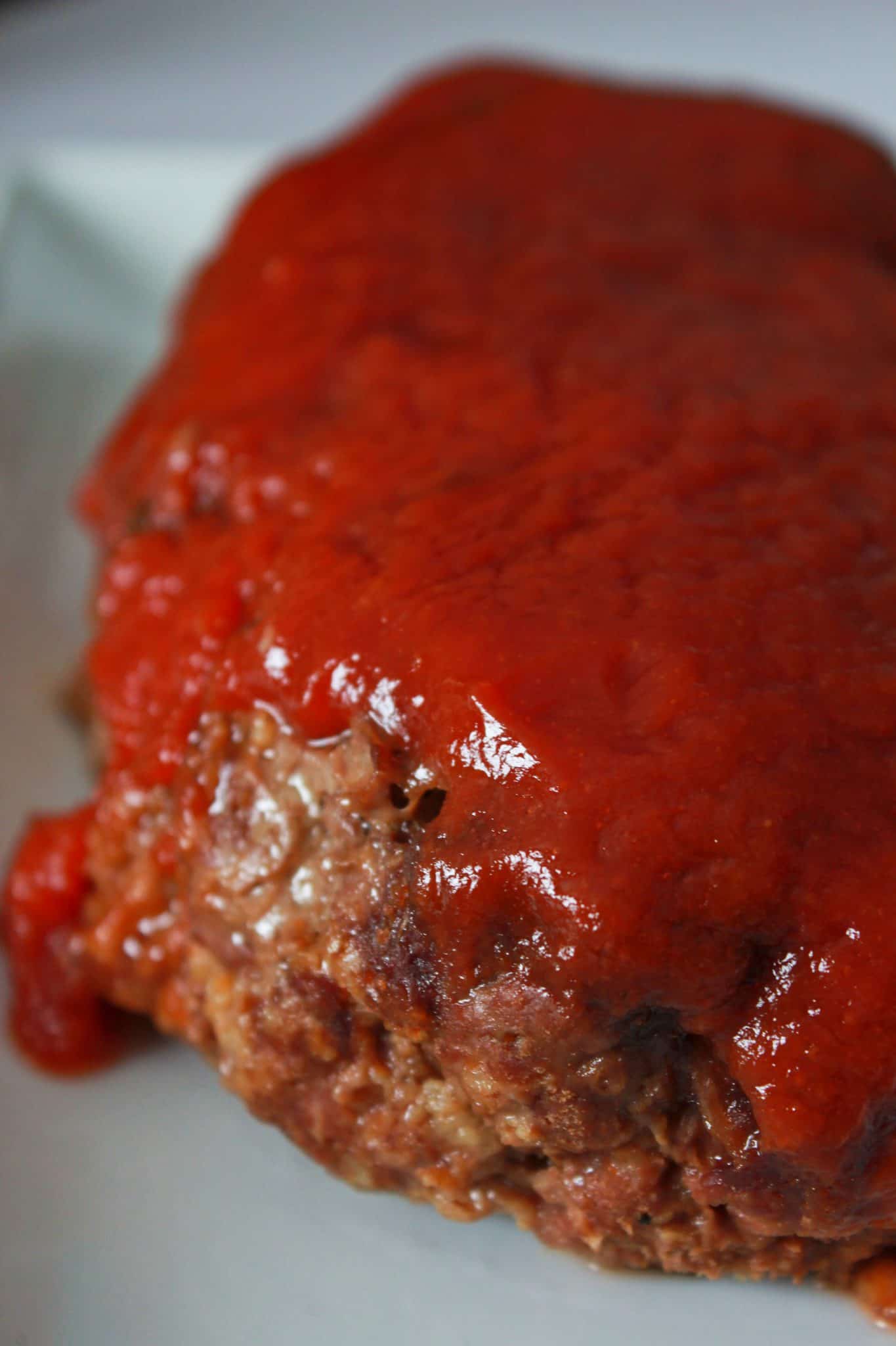 Quick and Easy Family Dinners featured by top US food blog, Practically Homemade: crock pot meatloaf