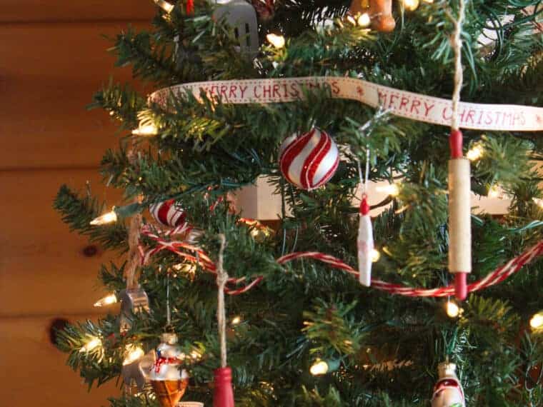 Rustic Farmhouse Christmas Tree Ideas for your Kitchen featured by top US food blog, Practically Homemade
