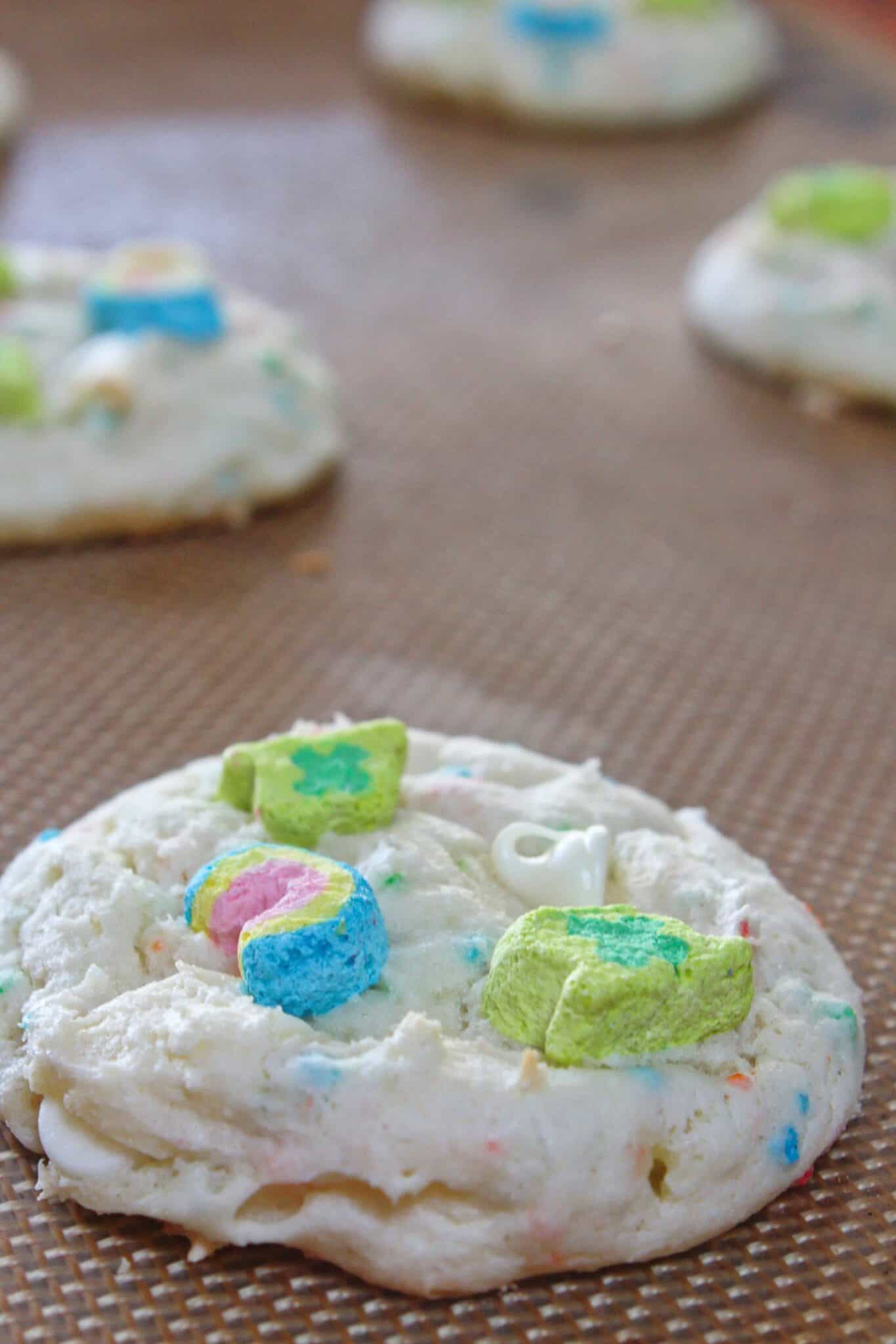 St Patrick's Day Cookies recipe featured by top US cookie blog, Practically Homemade.