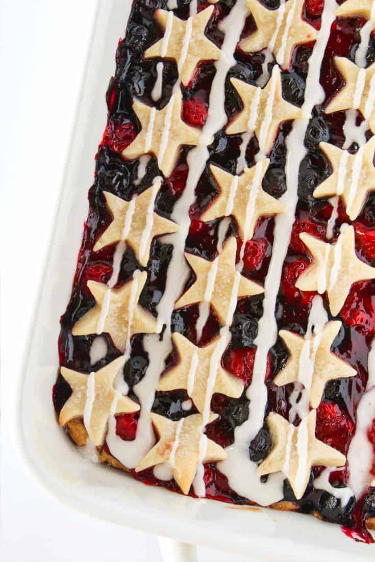 5 Easy Memorial Day Desserts with Fruit featured by top US dessert blogger, Practically Homemade