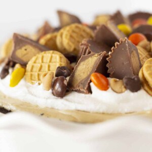 A finished peanut butter pie.