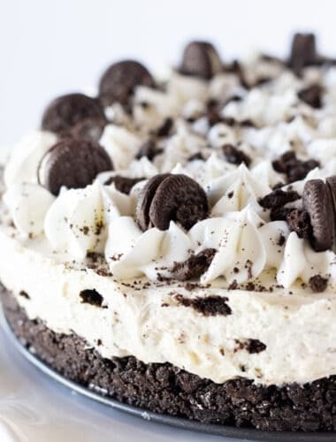 Oreo No Bake Cheesecake Recipe featured by top US dessert blogger, Practically Homemade