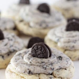 Crumbl Copycat Cookies and Cream Milkshake Cookies, a recipe made with a cake mix featured by top US cookie blogger, Practically Homemade