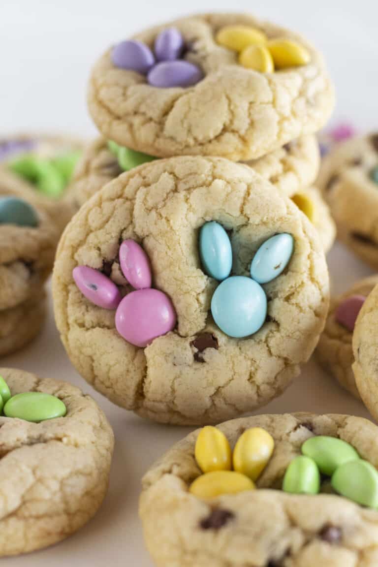 Easy Easter Chocolate Chip Cookies