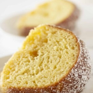 2 slices of Kentucky Butter Bundt Cake on plates.