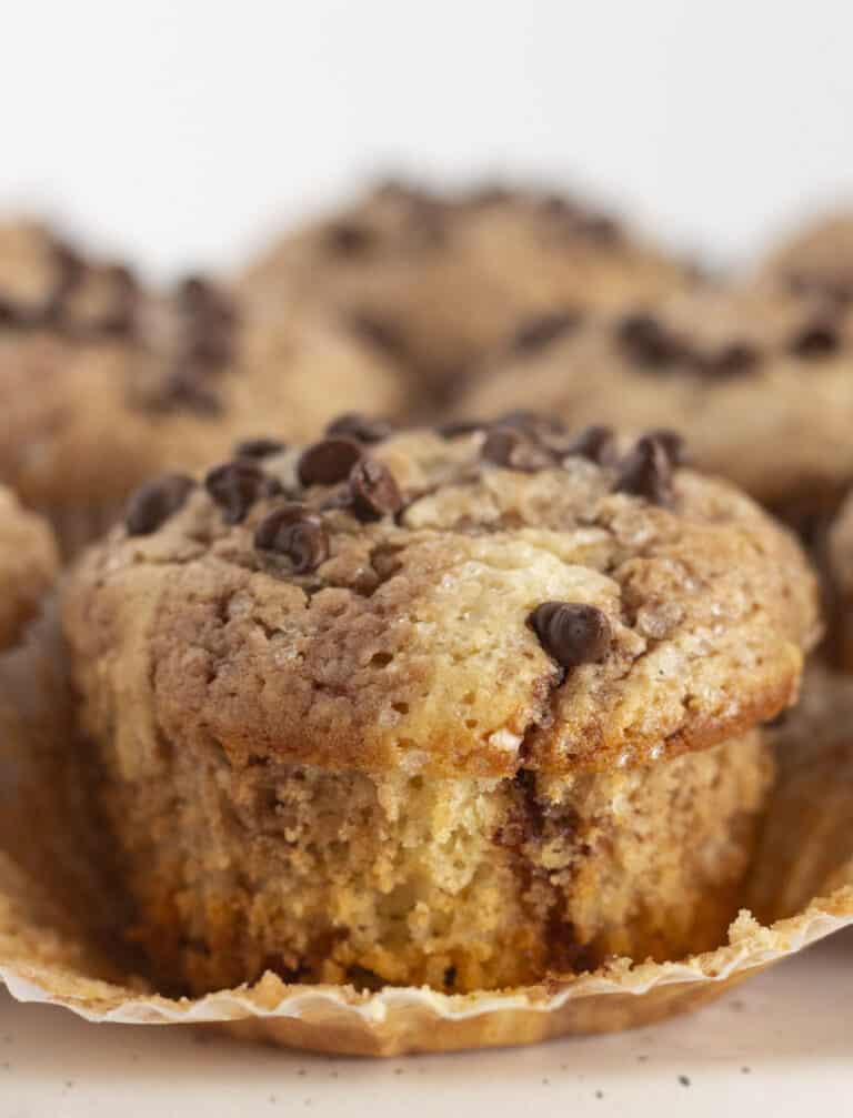 Super Easy Nutella Swirled Muffins Recipe