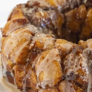 A finished place of pumpkin monkey bread.