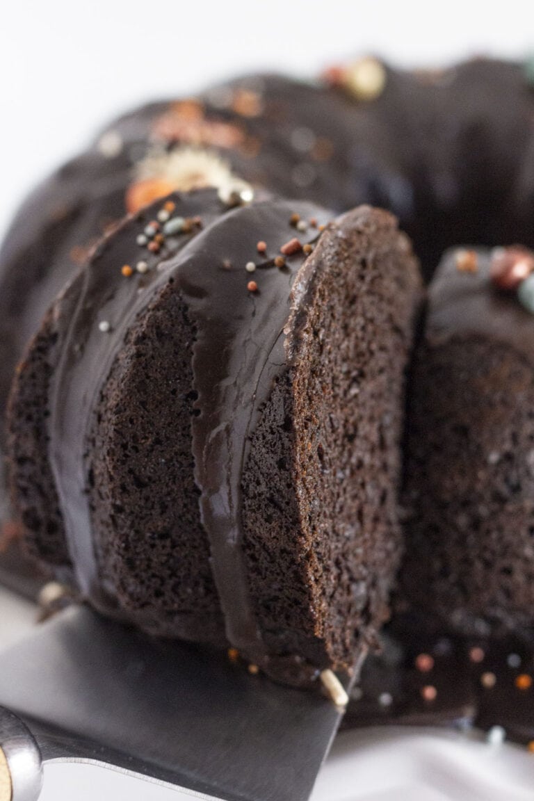 Moist Black Velvet Bundt Cake Recipe