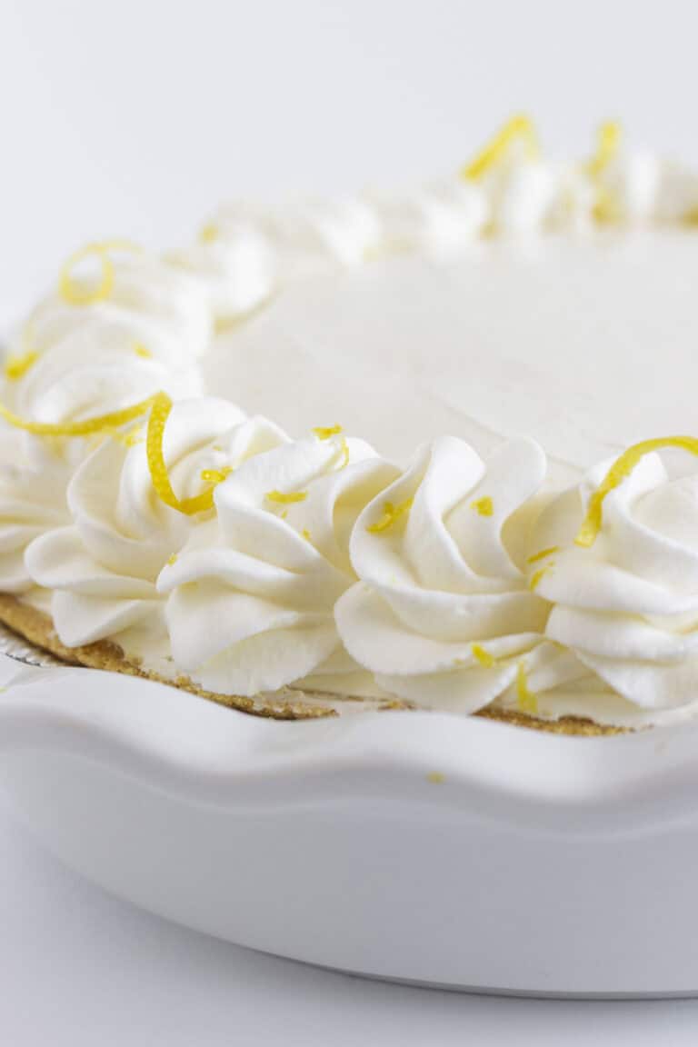 Easy No Bake Lemon Cheesecake {5 Ingredients ONLY!}