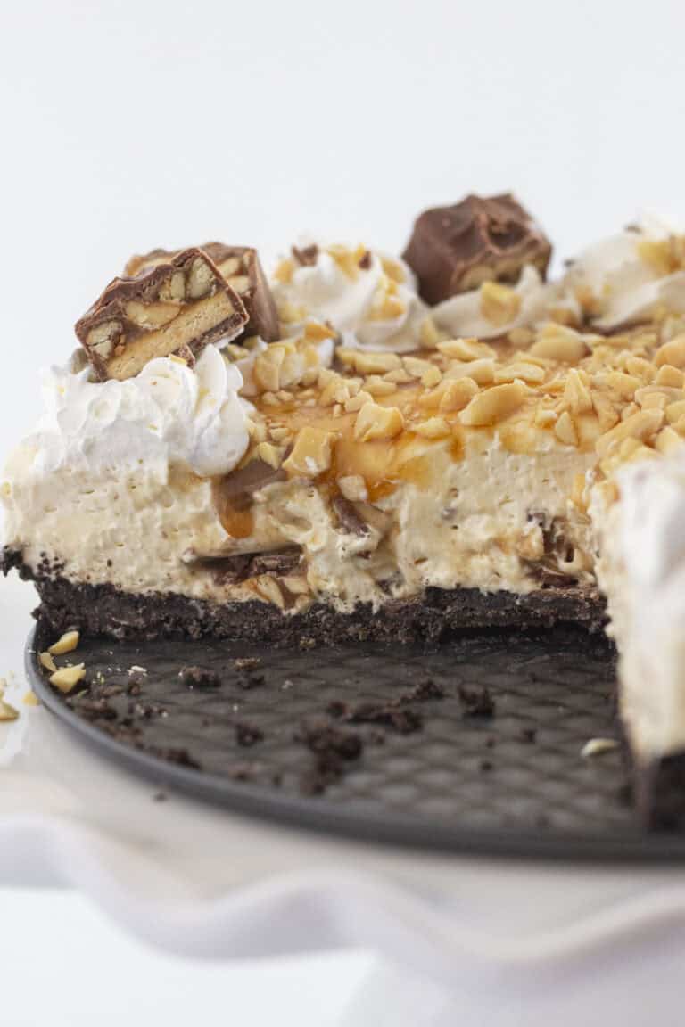 The Best Snickers No Bake Cheesecake Recipe